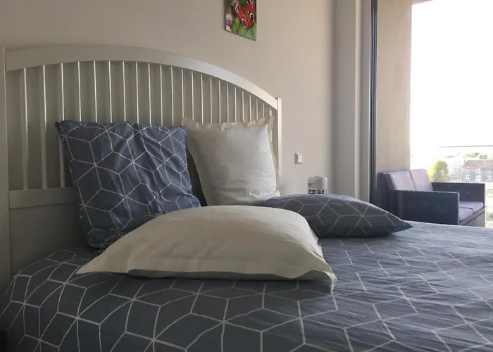 Spacious Luxury 2Br Flat With Parking - Luxembourg Gare דירה לוקסמבורג